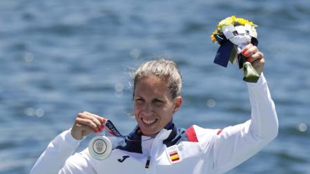 Teresa Portela, feliz con su medalla de plata