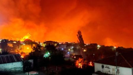 Eubea, la segunda mayor isla de Grecia, en llamas