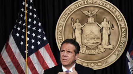 Andrew Cuomo durante una rueda de prensa