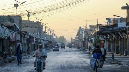 Vista este martes de un mercado cerrado en Kandahar