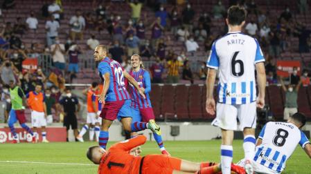 Merino, Elustondo y Remiro no pueden frenar a Martin Braithwaite en uno de los goles del danés