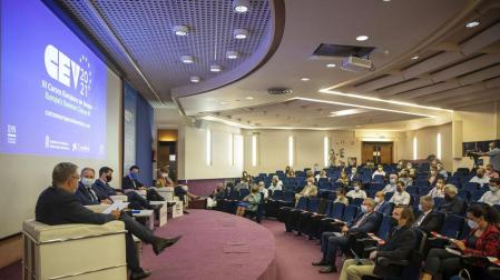 Un momento del acto de inauguración de los III Cursos de Verano