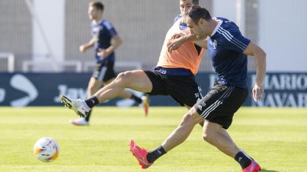 Kike García y David García, en el entrenamiento de este sábado en Tajonar