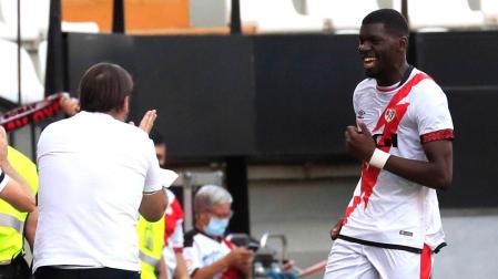 Randy (Rayo Vallecano) celebra su gol