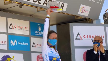 La neerlandesa Annemiek Van Vleuten (Movistar), tras ganar la tercera etapa de  Ceratizit Challenge By LaVuelta