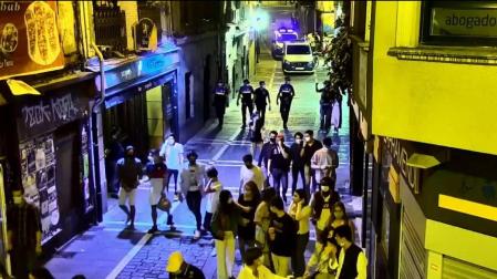 Imagen difundida por la Policía Municipal del desalojo de la calle Comedias, el pasado día 14