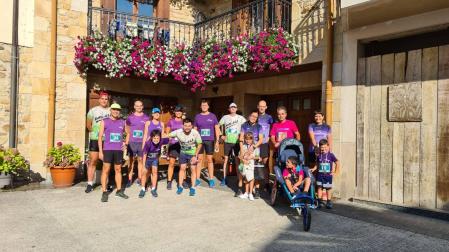 Pese a que por segundo año la Carrera Solidaria fue virtual, un grupo de corredores se reunió en Ziordia.