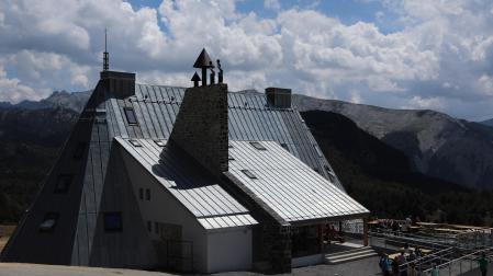 Tras inaugurarse oficialmente el 17 de octubre de 1971, el refugio de Belagua ha vivido diversas etapas. La última, su reapertura en septiembre de 2020 después de 14 años cerrado y otros 2 en obras para su rehabilitación