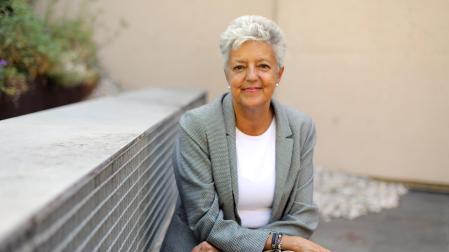 Anna Caballé posa antes de participar en el curso de la UN sobre escritura autobiográfica femenina
