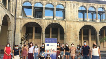 Estudiantes que partirán este fin de semana a ciudades europeas para realizar practicas formativas.