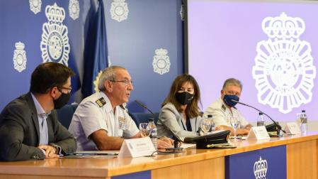 Presentación de la iniciativa para concienciar sobre los peligros del juego online entre adolescentes

15 SEPTIEMBRE 2021;JUEGOS ONLINE;ADOLESCENTES;VICIO;ADICCIÓN;AISLAMIENTO;PELIGRO;ORDENADOR;INTERNET;JUEGOS

Marta Fernández Jara / Europa Press

15/09/2021