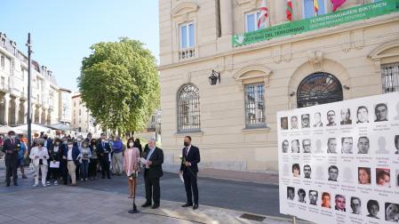 Un momento del homenaje a las 39 víctimas mortales de Henri Parot celebrado en Vitoria