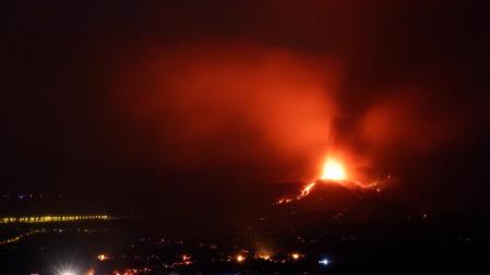 Fotos de la erupción del volcán Cumbre Vieja en La Palma.
