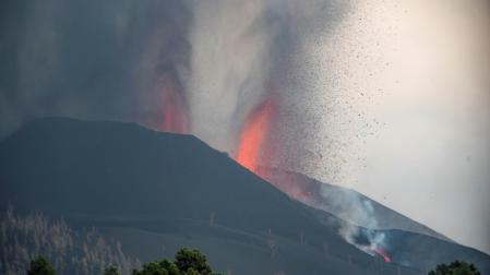 Vista de la erupción en el Volcán Cumbre Vieja de La Palma