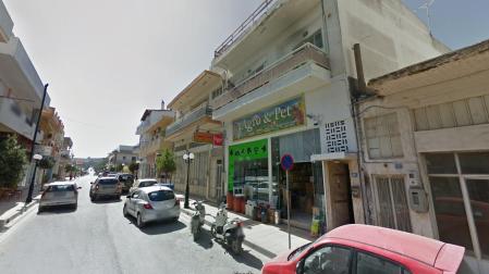 Calle del pueblo de Arkalojori, en Creta