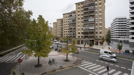 Los cuatro bloques del inicio de la calle Monasterio de Urdax que conforman un PIG