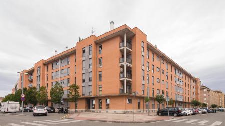 Precioso piso en Ansoáin, con dos trasteros y parking