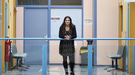 Amaia Eraso Lasa, autora del trabajo, en la UPNA