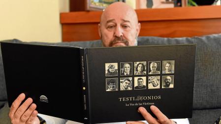 Víctor López repasa el libro ‘Testimonios’
