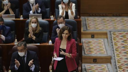 La presidenta de la Comunidad de Madrid, Isabel Díaz Ayuso, en una sesión de control al Gobierno regional en la Asamblea de Madrid