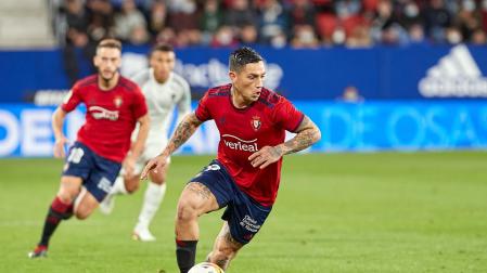 Fotos del partido Osasuna - Granada en El Sadar.