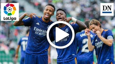 Militao y Vinicius celebran el segundo gol en el partido contra el Elche