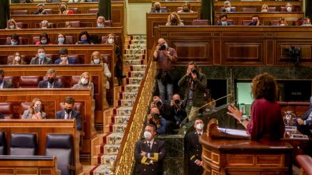 La ministra de Hacienda, María Jesús Montero, interviene en el Congreso