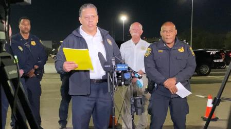 El jefe de la Policía Samuel Pena se dirige a los medios tras el incidente en el festival