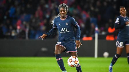 Aminata Diallo, durante un partido del PSG en la UEFA Champions League