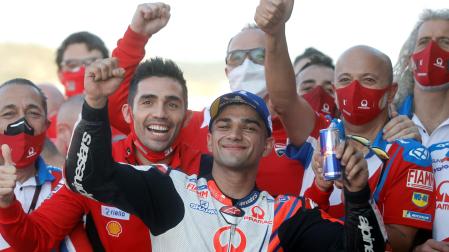 El piloto español de Moto GP, Jorge Martín, consigió la 'pole' durante las clasificaciones en el circuito Ricardo Tormo de Cheste