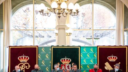 Jornadas sobre seguridad organizadas por la Guardia Civil en el Colegio de Médicos de Navarra, en Pamplona