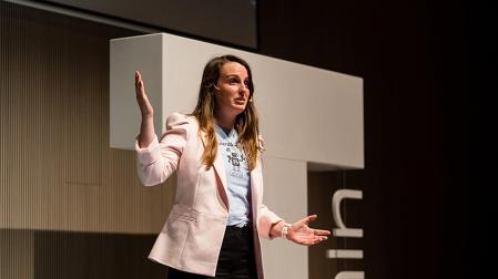 Leyre Catalán Ros en un momento de su intervención