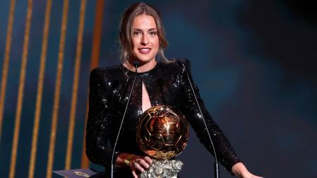 Alexia Putellas recibe el Balón de Oro