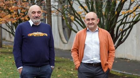 Humberto Bustince Sola (izquierda) e Ignacio R. Matías Maestro, en el campus de la UPNA