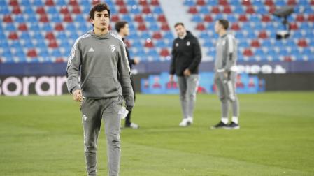 Manu Sánchez minutos antes de medirse al Levante
