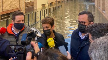 La presidenta Chivite y el vicepresidente Ramírez, junto al alcalde de Tudela, Alejandro Toquero