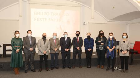 t
Los consejeros con las participantes en el encuentro