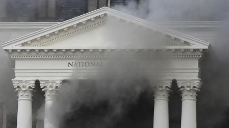 Incendio en el Parlamento de Sudáfrica