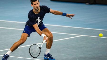 El serbio Novak Djokovic, durante un entrenamiento
