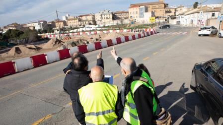 Un momento de la visita a las obras