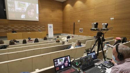 La terapeuta familiar Margaria García Tomé abordó el impacto de los divorcios de alta conflictividad en los hijos ante el público de Civican