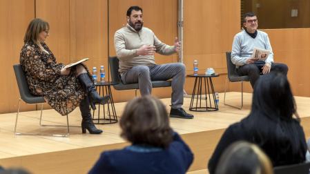 Desde la izquierda, Susana Rodríguez Lezaun, Santiago Díaz y Javier Martínez