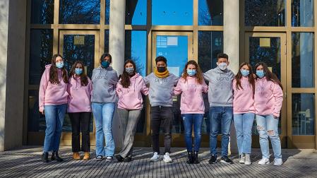 Un grupo de los estudiantes que han llegado a la UPNA para cursar el segundo semestre