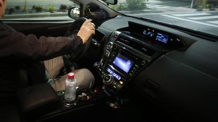 La Policía Nacional comprobó que el arrestado carecía de licencia alguna de taxi