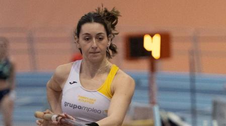 Miren Bartolomé, durante el concurso de pértiga de este miércoles