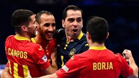 El triunfo de España le sirve para lograr el tercer puesto en el Europeo