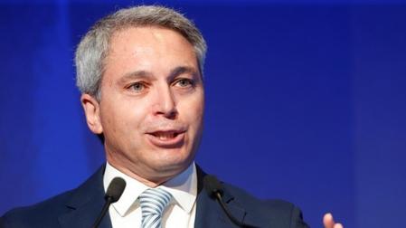 Vicente Vallés, ganador del Premio Primavera 2022 con la obra "Operación Kazan"