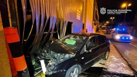 Estado en el que quedó el vehículo tras el accidente en el polígono de Landaben