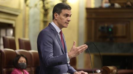 El presidente del Gobierno, Pedro Sánchez, comparece en una sesión plenaria, en el Congreso de los Diputados