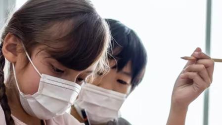 El uso de mascarillas afecta, en primer lugar, a la inteligibilidad del habla